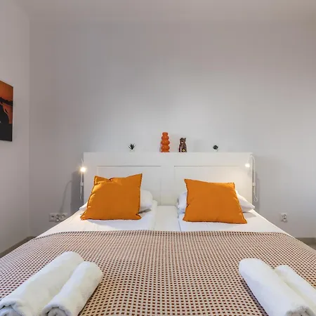 3 Rooms Comfort Capybara Apartment Free Parking By Citybeat-2